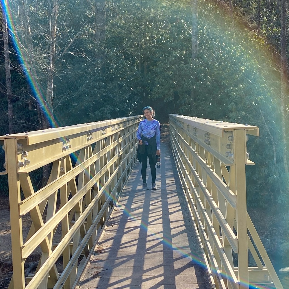 Meet your Posher - Brie 💕🌻🙋🏽‍♀️